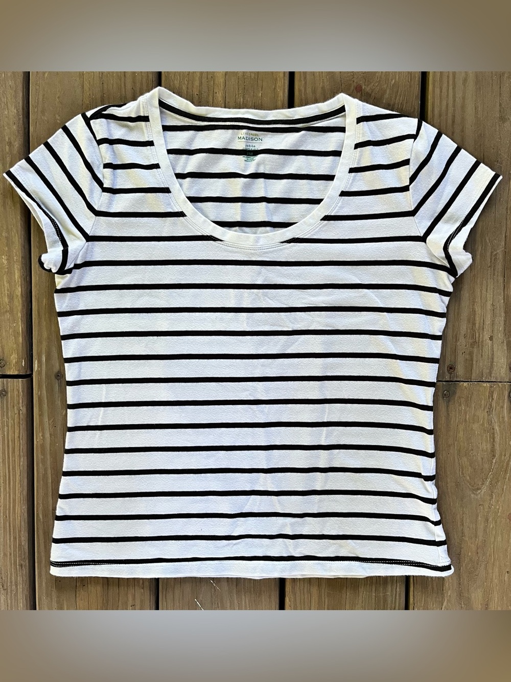 Madison Live Green b/ striped organic cotton Tshirt. NWOT. Summer Everday Casual